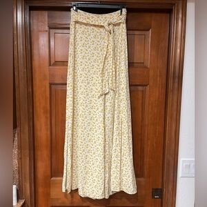 Wide leg slit tie front pants in floral yellow